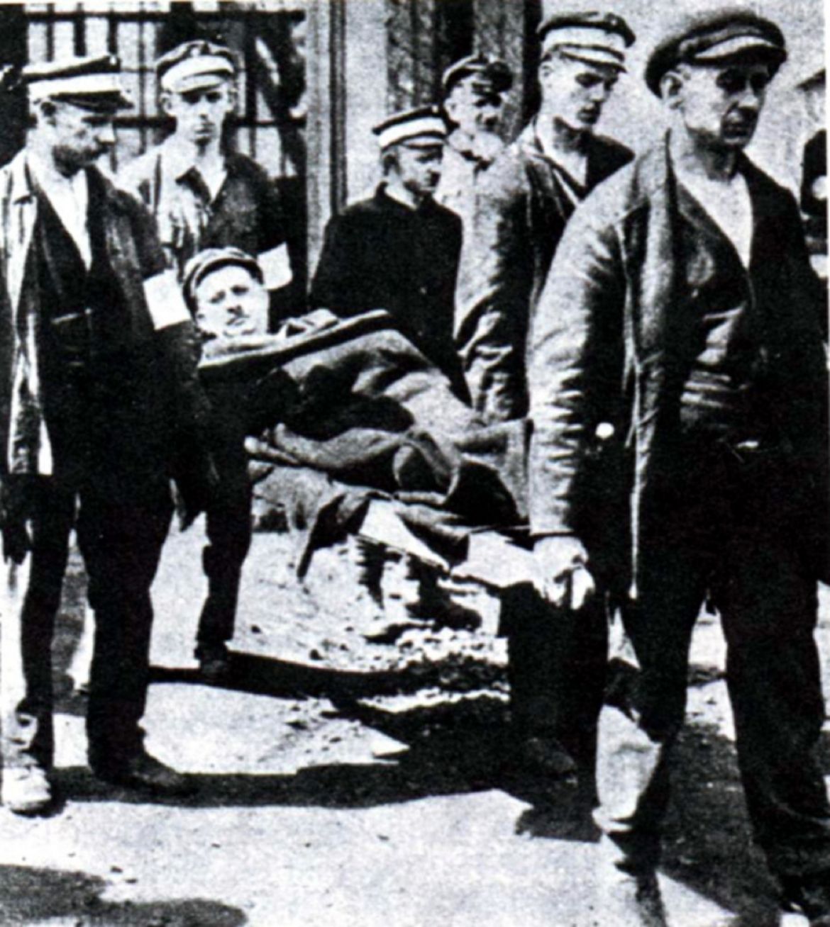 2048-au1910.jpg
